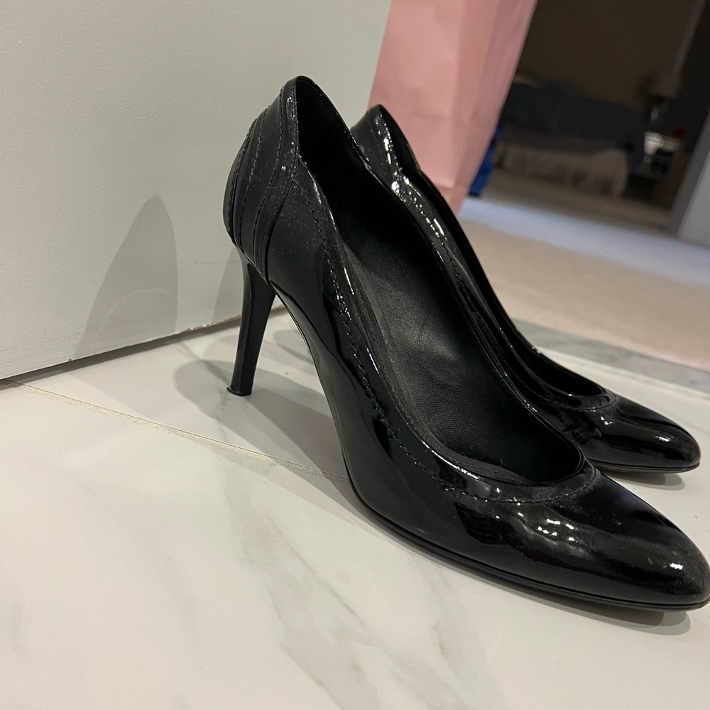 Burberry heels size 39